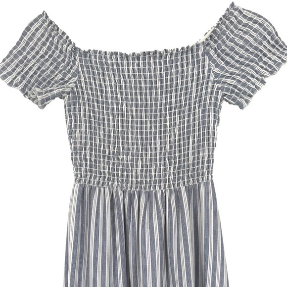 Show Me Your Mumu navy and white striped off the shoulder maxi dress. Size L - Picture 5 of 11